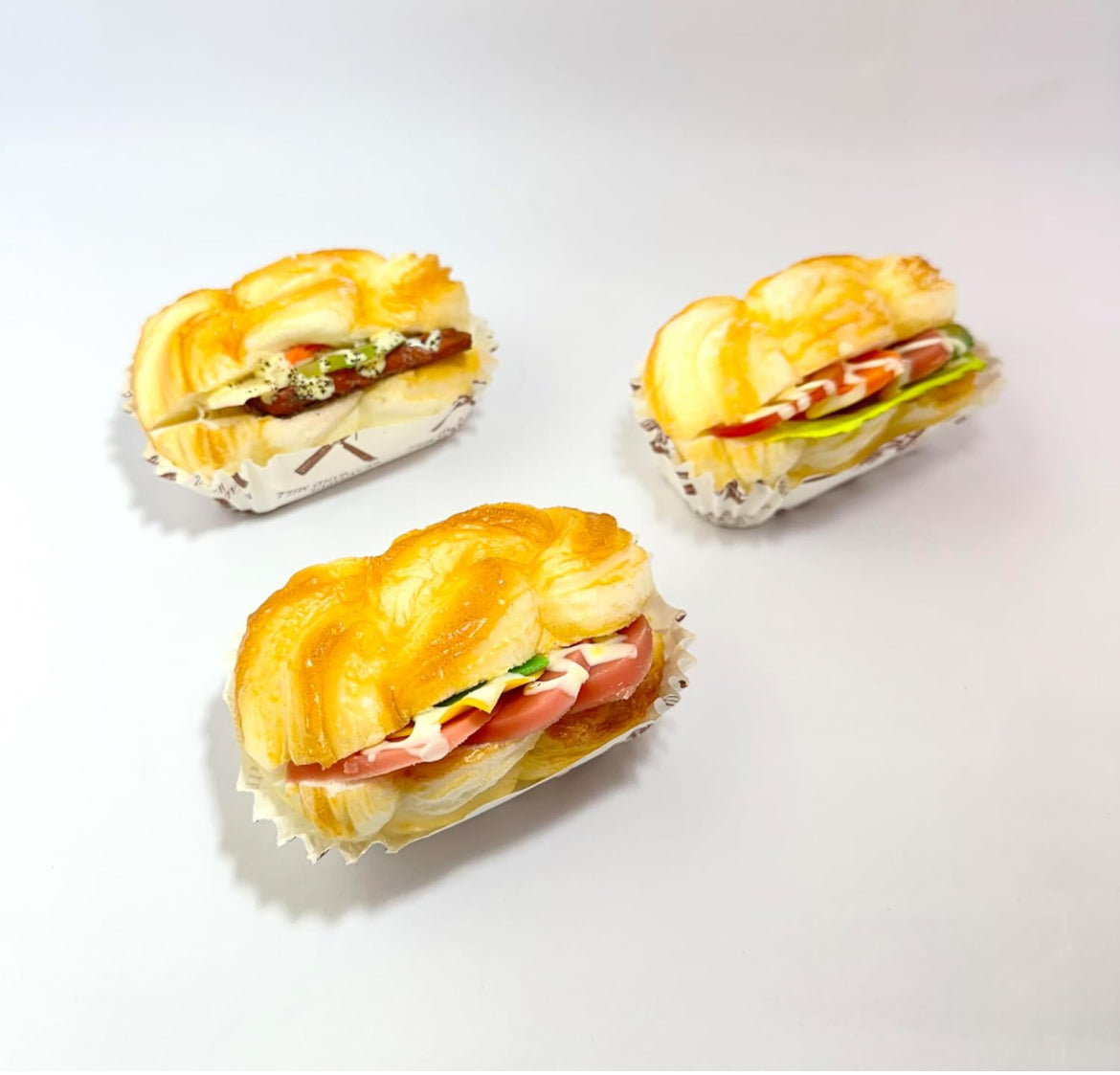 Realistic fake scented hamburger squishy with fridge magnet - Kidspark